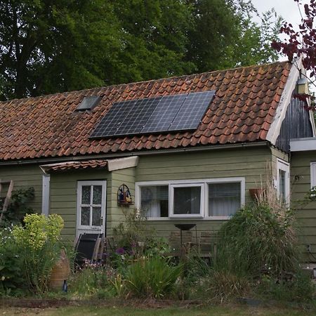 Bed and Breakfast Beemster Tiny House Зюйдостбемстер Экстерьер фото